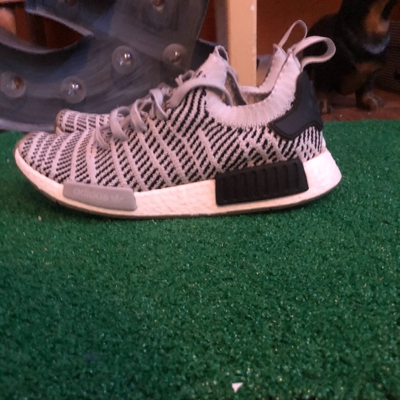 NMD R1 STLT - Picture 3 of 5